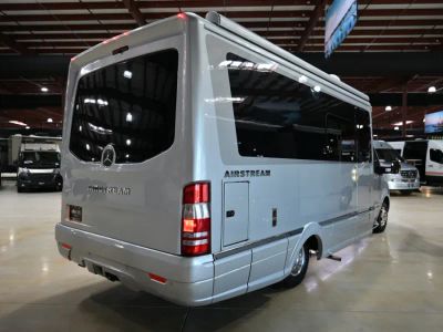 2022 Airstream ATLAS - Photo 38