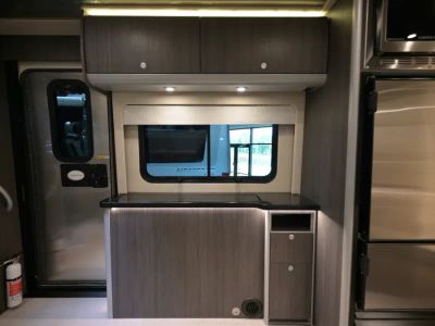 2022 Airstream ATLAS - Photo 17