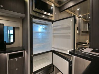 2022 Airstream ATLAS - Photo 20