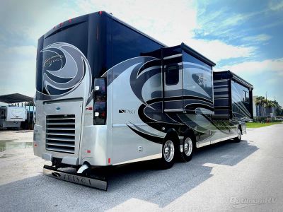 2014 Itasca Ellipse — rear three-quarter view