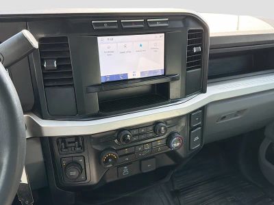 2024 Ford F-450SD — photo 26 view