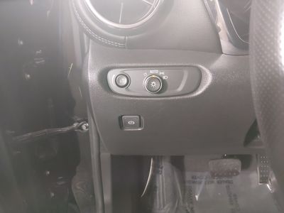 2025 Chevrolet Blazer - Photo 13