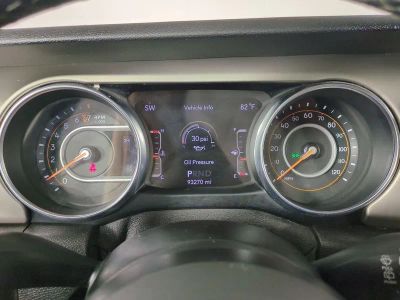 2019 Jeep Wrangler — photo 35 view