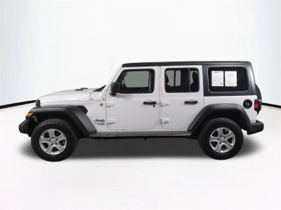 2019 Jeep Wrangler — photo 8 view