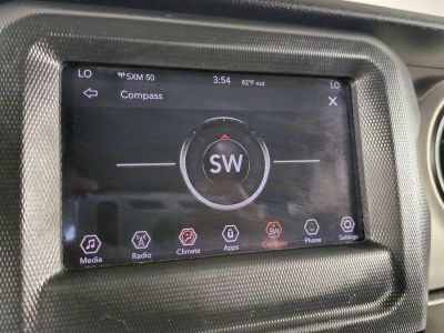 2019 Jeep Wrangler — photo 26 view