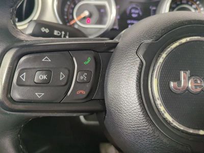 2019 Jeep Wrangler — photo 32 view
