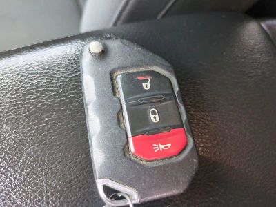 2019 Jeep Wrangler — photo 38 view