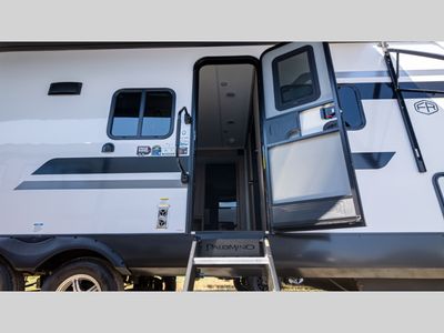 2026 Forest River RV Solaire - Photo 11