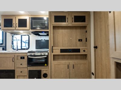 2026 Forest River RV Solaire - Photo 18