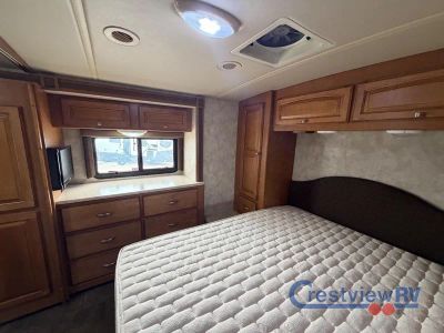 2013 Itasca Sunstar - Photo 35