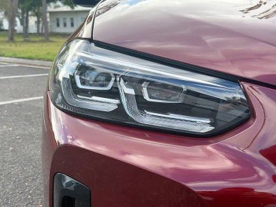 2025 BMW X4 — photo 10 view