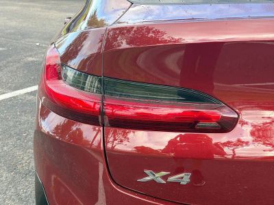 2025 BMW X4 — photo 11 view