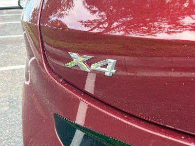 2025 BMW X4 — photo 12 view