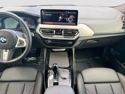 2025 BMW X4 — photo 20 view