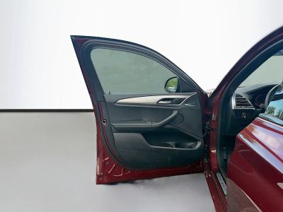 2025 BMW X4 — photo 23 view