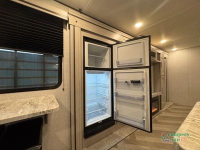 2024 CrossRoads RV Zinger - Photo 22