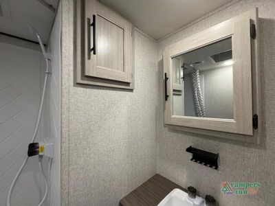 2024 CrossRoads RV Zinger - Photo 48