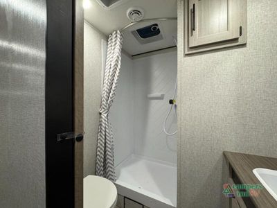 2024 CrossRoads RV Zinger - Photo 44