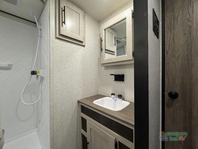 2024 CrossRoads RV Zinger - Photo 45