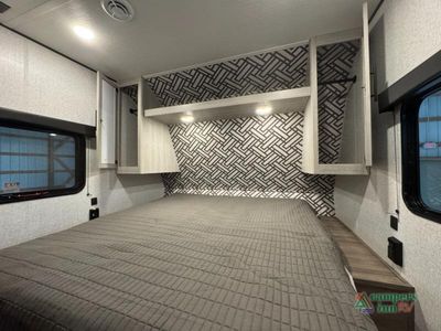 2024 CrossRoads RV Zinger - Photo 36