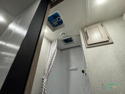 2024 CrossRoads RV Zinger - Photo 47