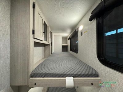 2024 CrossRoads RV Zinger - Photo 29
