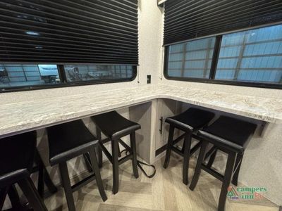 2024 CrossRoads RV Zinger - Photo 17