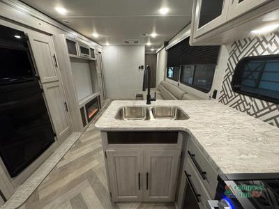 2024 CrossRoads RV Zinger - Photo 18