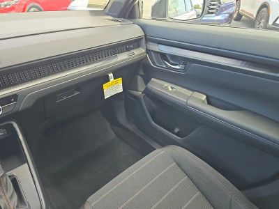 2026 Honda CR-V Hybrid — photo 13 view