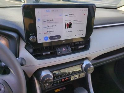 2023 Toyota RAV4 Hybrid - Photo 12