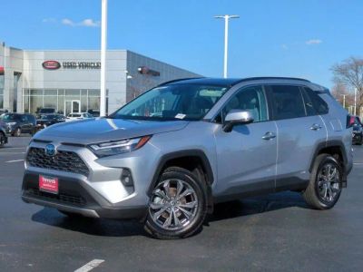 2023 Toyota RAV4 Hybrid - Photo 2