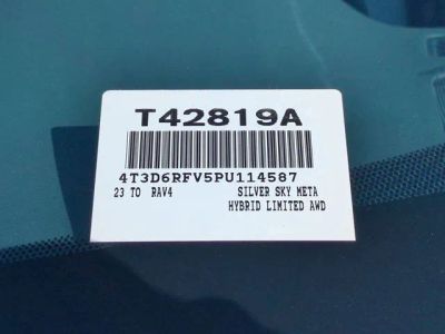 2023 Toyota RAV4 Hybrid - Photo 18