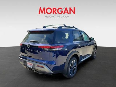 2026 Nissan Pathfinder — side profile view