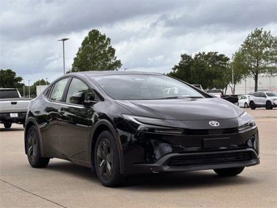 2026 Toyota Prius - Photo 2