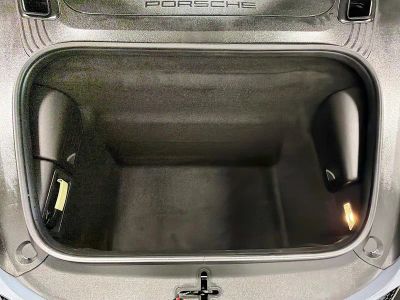 2025 Porsche 718 Spyder — photo 13 view