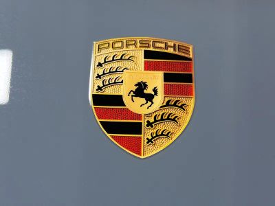 2025 Porsche 718 Spyder — photo 12 view