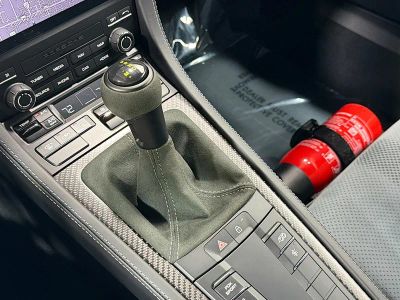 2025 Porsche 718 Spyder — photo 23 view