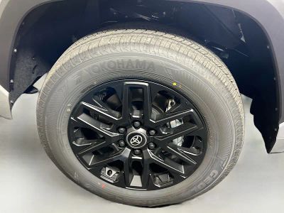 2026 Toyota Tundra 4WD — photo 11 view