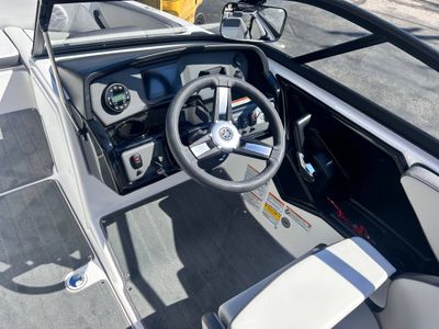 2025 Yamaha AR 190 - Photo 9