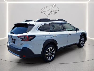 2023 Subaru Outback — detail view