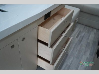 2023 Pleasure-Way Plateau - Photo 38