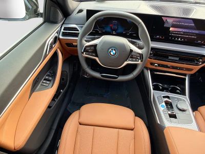 2026 BMW i4 — photo 16 view