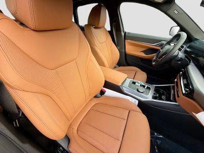 2026 BMW i4 — photo 14 view