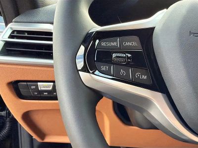 2026 BMW i4 — photo 37 view