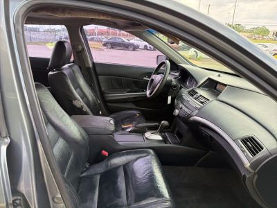 2010 Honda Accord - Photo 25
