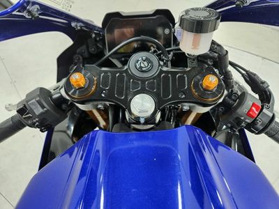 2025 Yamaha YZF-R7 - Photo 15