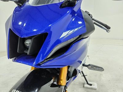 2025 Yamaha YZF-R7 - Photo 12