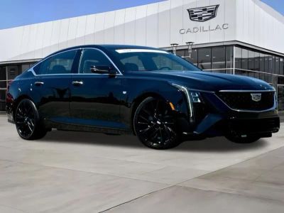 2025 Cadillac CT5 - Photo 2