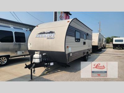 2018 Cherokee Cascade 16FQ - Photo 3