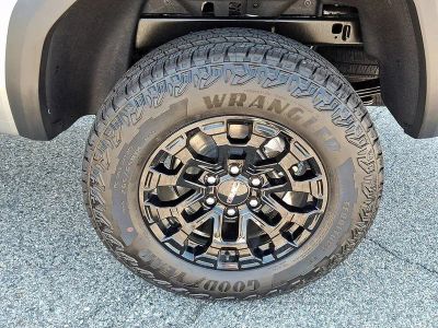2026 GMC Canyon — detail view
